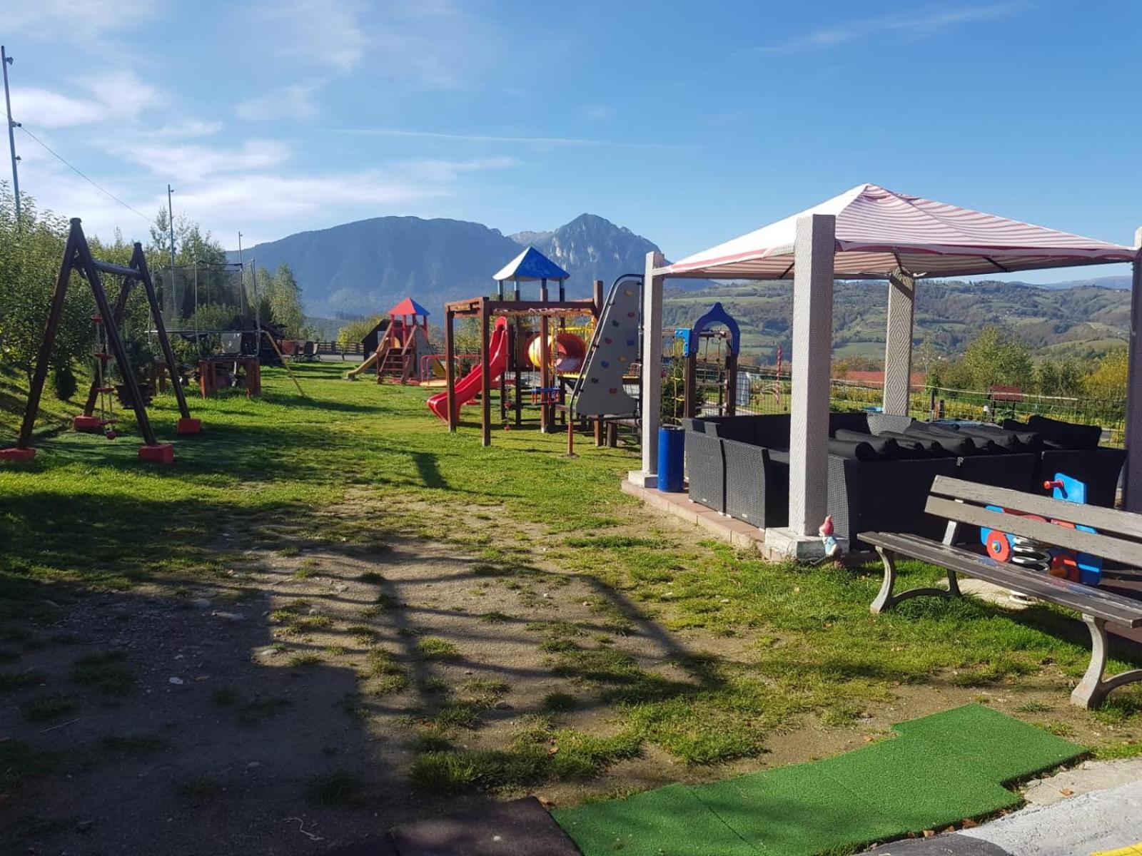 Pension Chalet Poiana Marului Ranch Экстерьер фото