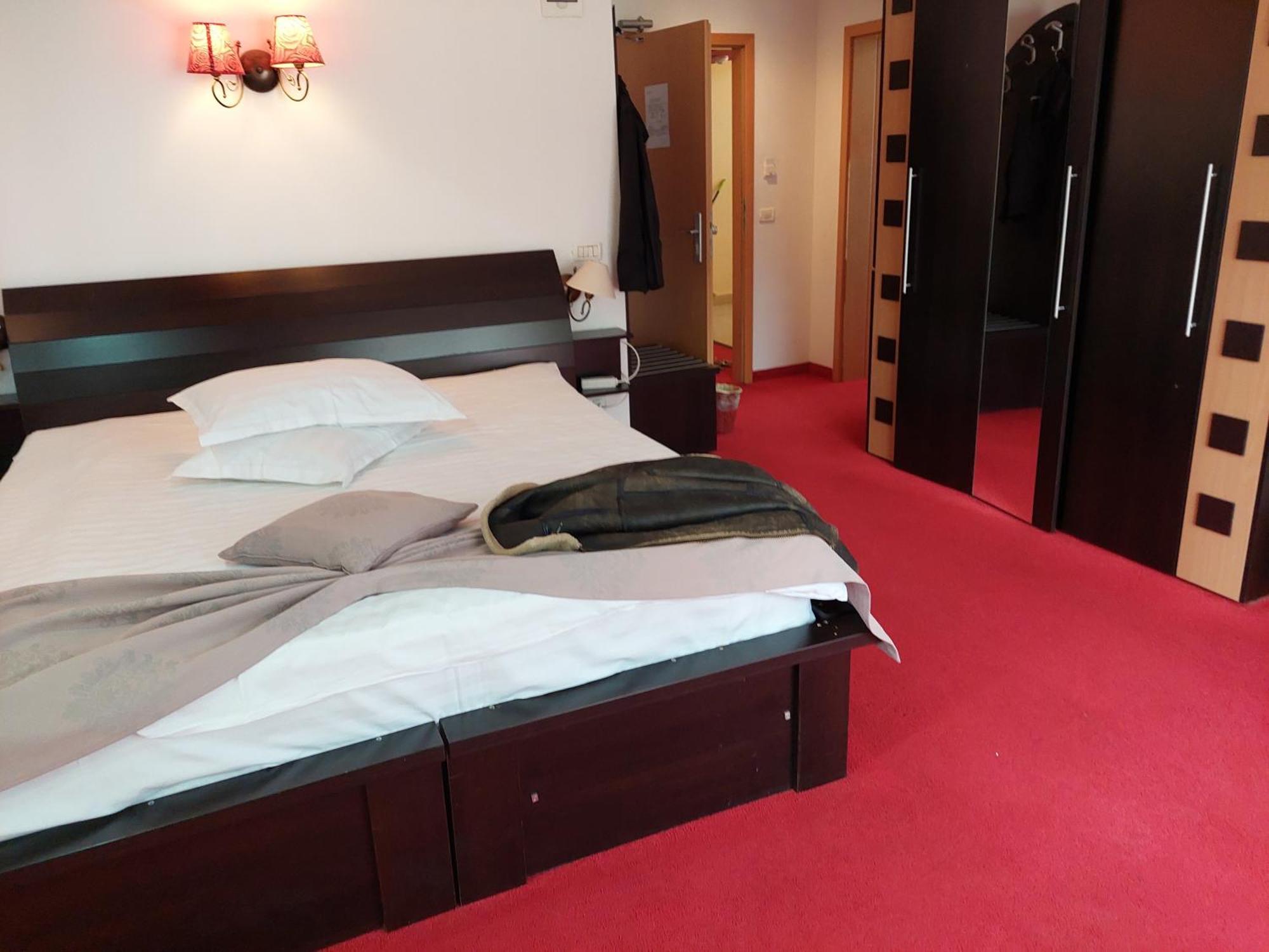 Pension Chalet Poiana Marului Ranch Экстерьер фото