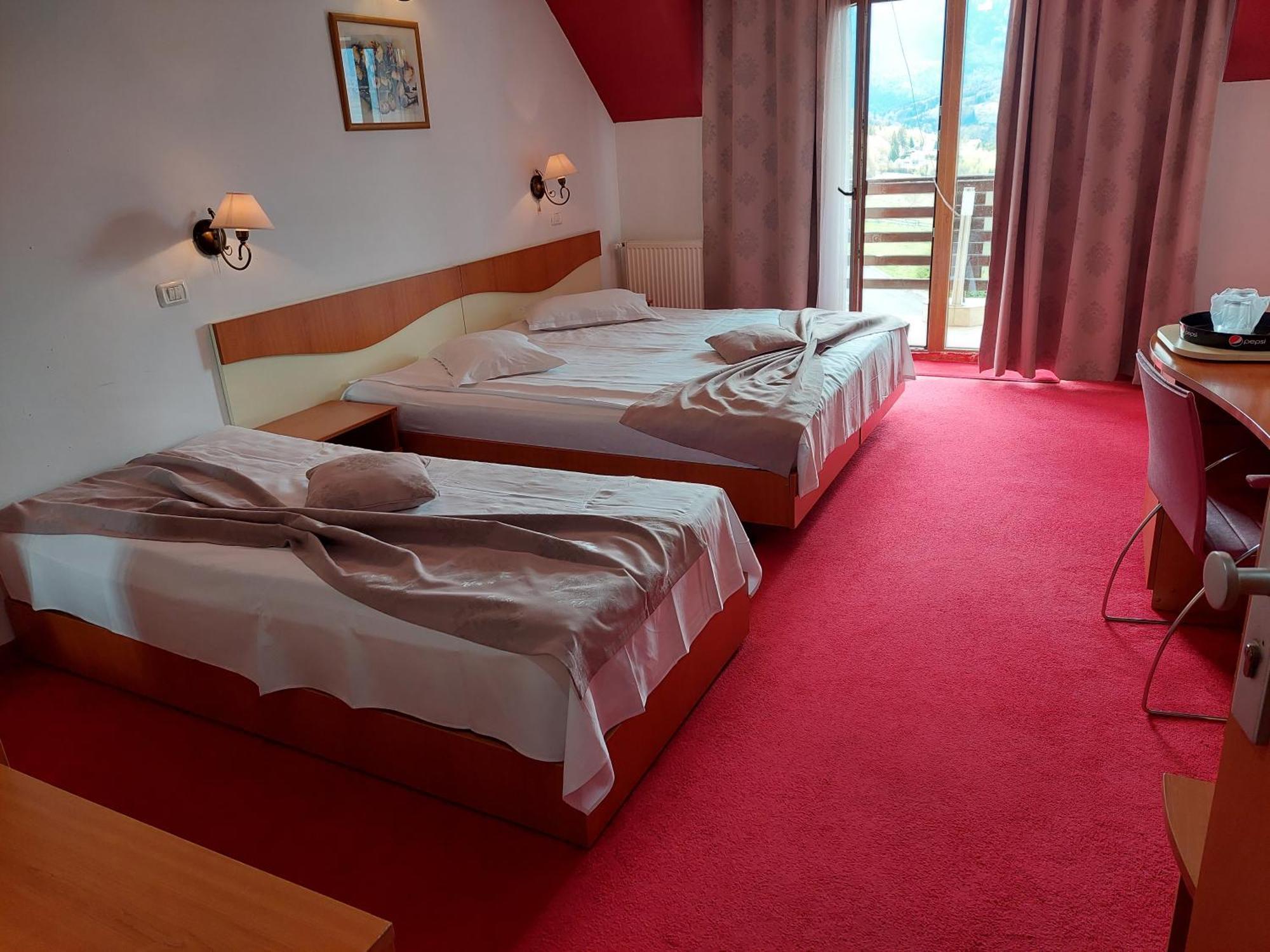 Pension Chalet Poiana Marului Ranch Экстерьер фото