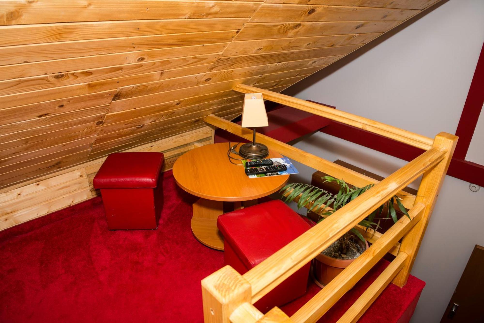 Pension Chalet Poiana Marului Ranch Экстерьер фото