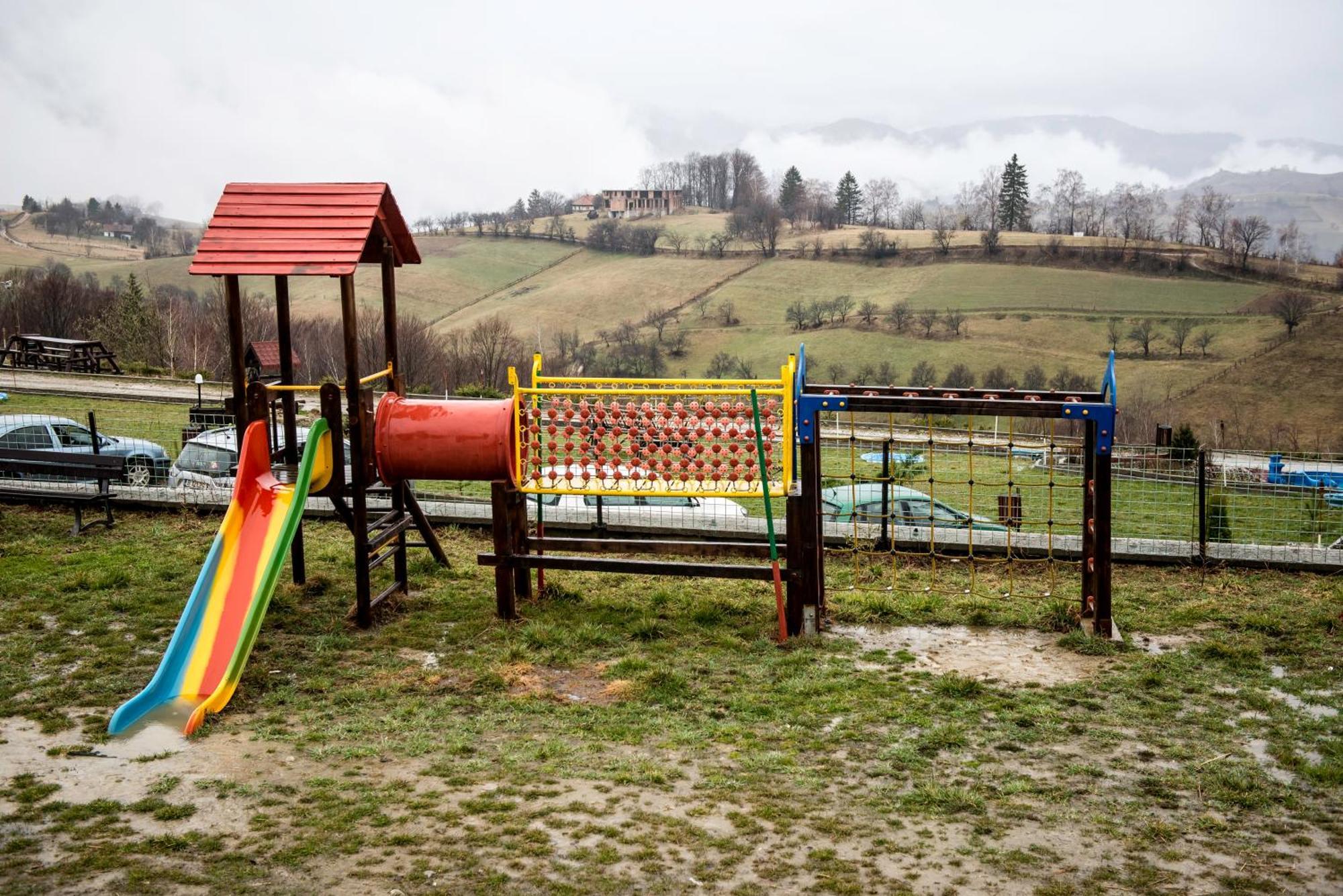 Pension Chalet Poiana Marului Ranch Экстерьер фото